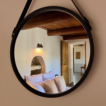 Proche Uzes Le Cocon Du Peintre Anglais Sagriès Exteriér fotografie
