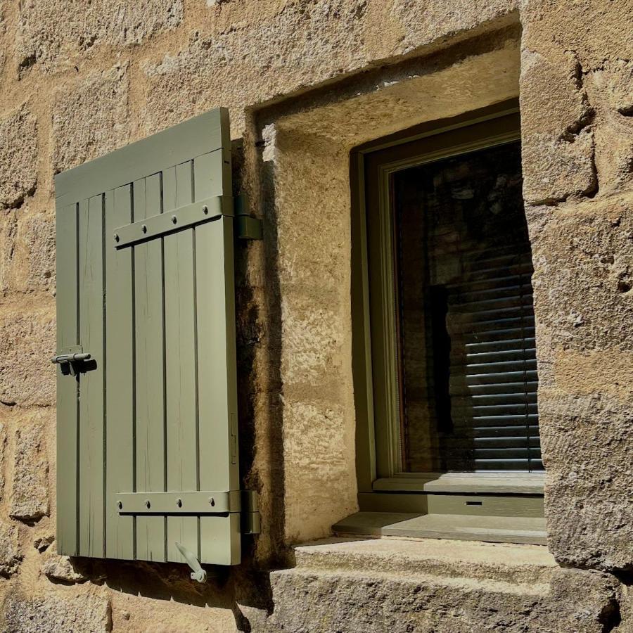 Proche Uzes Le Cocon Du Peintre Anglais Sagriès Exteriér fotografie